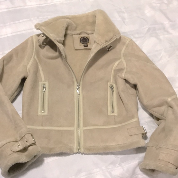 Bomber jacket - Picture 2 of 2